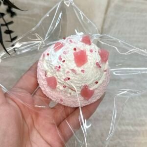 205 DMS1 – Strawberry Bread Series DMS1?いちごパンシリーズ